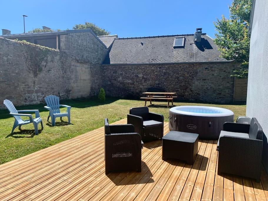 Maison Bord De Mer Dans La Petite Irlande Auderville Exterior foto